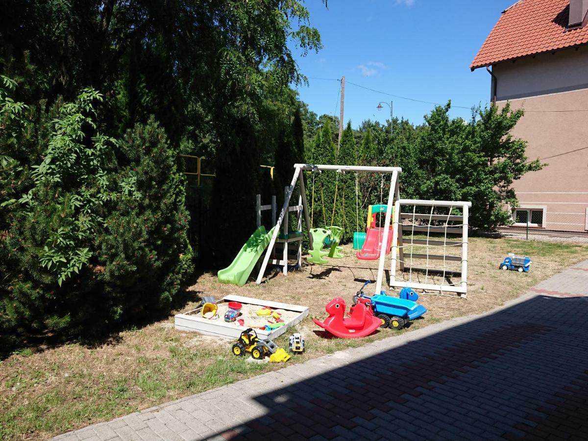 Grodzisko Pokoje Do Wynajecia Krynica Morska Exterior photo